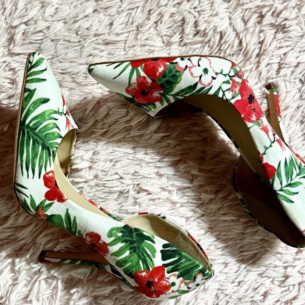 Dolce by Mojo Maxy Tracy D'Orsay Tropical Floral Botantical Pumps Womens‎ 9 Vaca